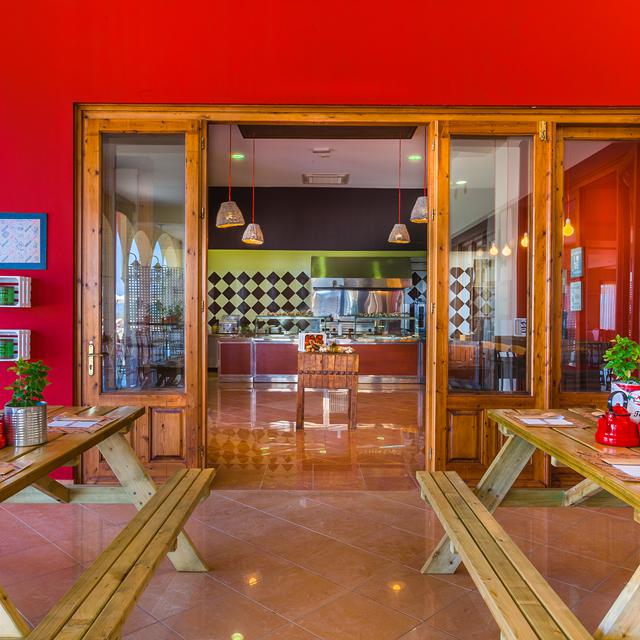 hotel-kipriotis-panorama-suites