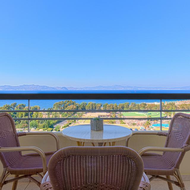 hotel-kipriotis-panorama-suites