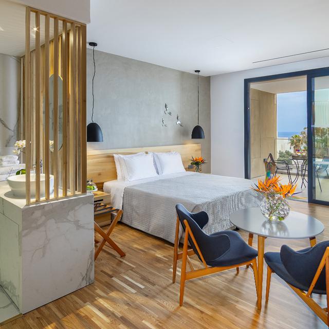 anemi-hotel-and-suites