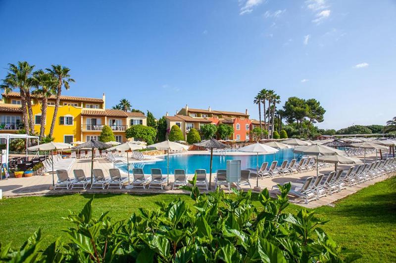 8 Dagen logies Aparthotel Grupotel Playa Club logies & ontbijt  | 