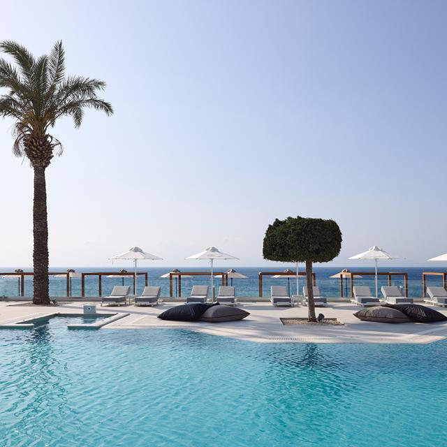 dimitra-beach-hotel-suites