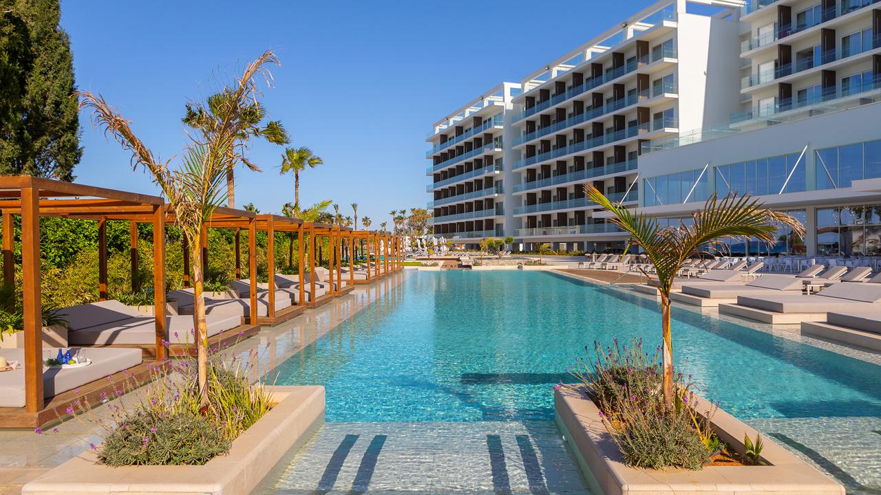 Tsokkos Chrysomare Beach Hotel & Resort