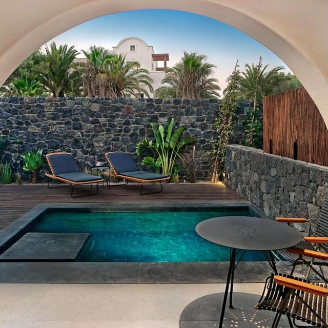 hotel-radisson-blu-zaffron-resort-adults-only