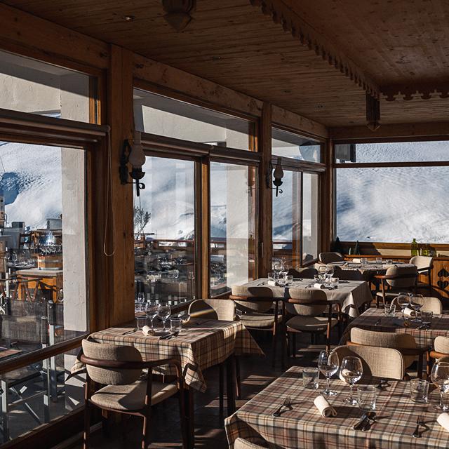 hotel-les-cedres