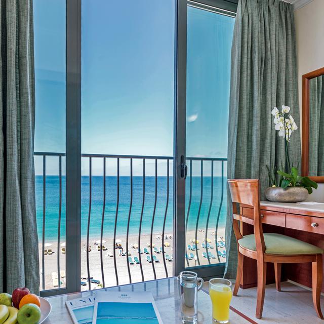 hotel-mitsis-la-vita-beach