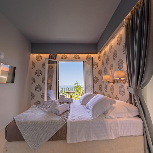 hotel-petani-bay