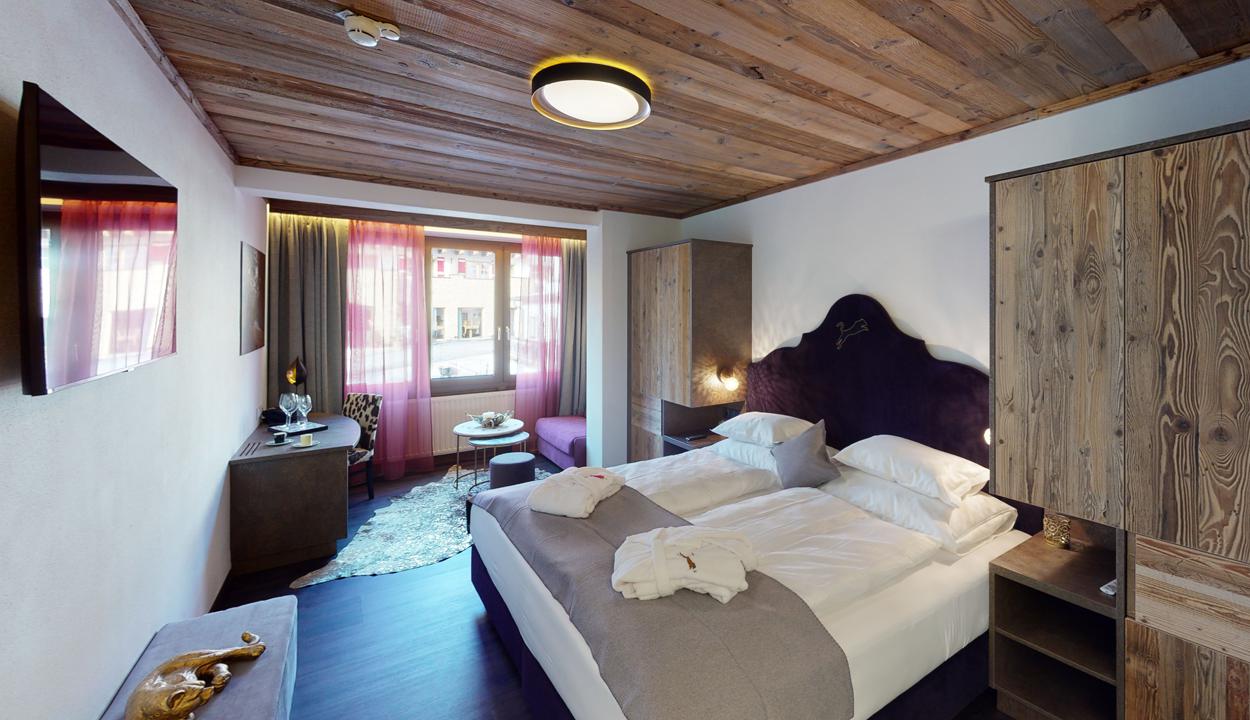 8 Dagen halfpension Hotel Panther 'A 