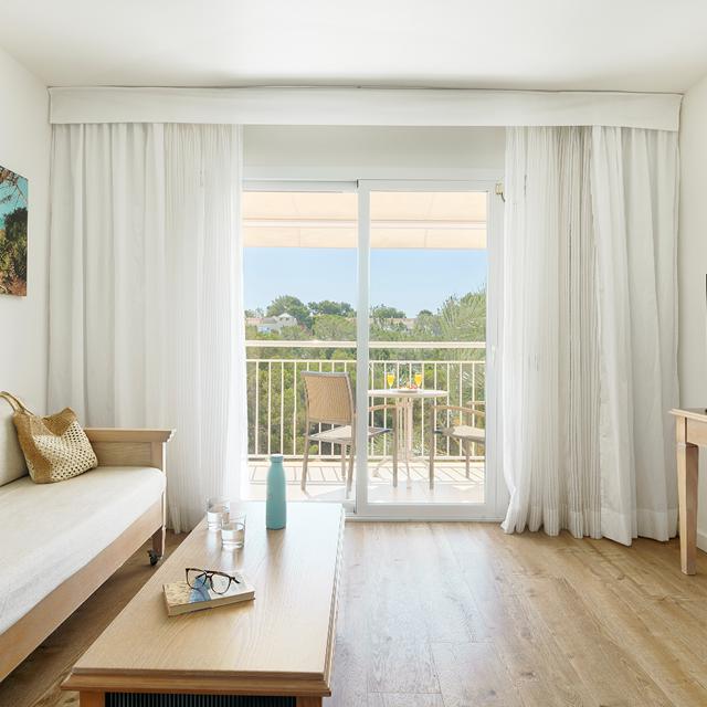 iberostar-waves-club-cala-barca
