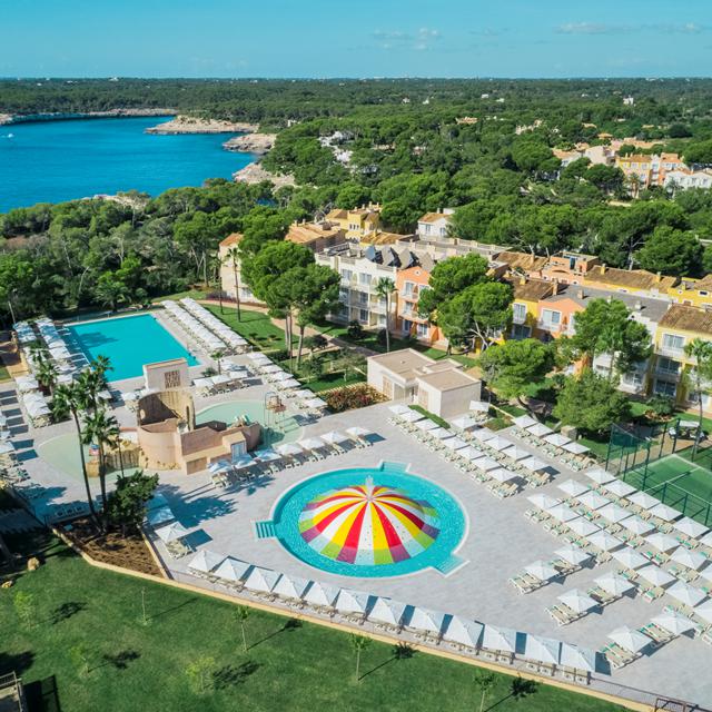 iberostar-waves-club-cala-barca