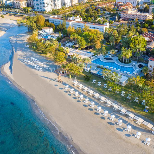hotel-labranda-alantur-resort