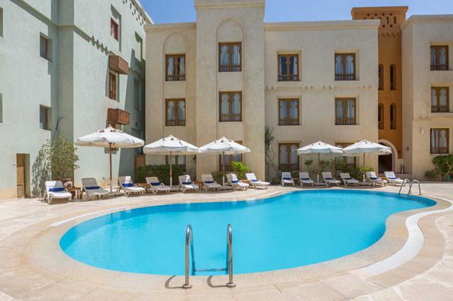 Vakantie 3* El Gouna € 763,- 【zwembad, watersport, restaurant(s)】