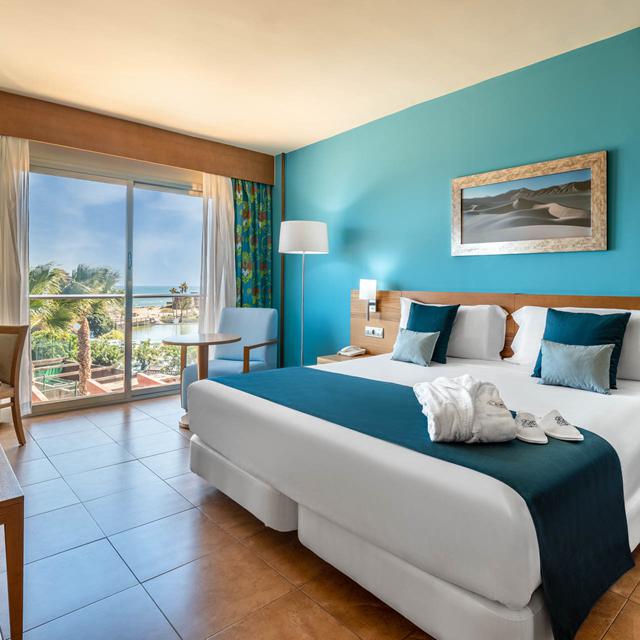 hotel-elba-carlota