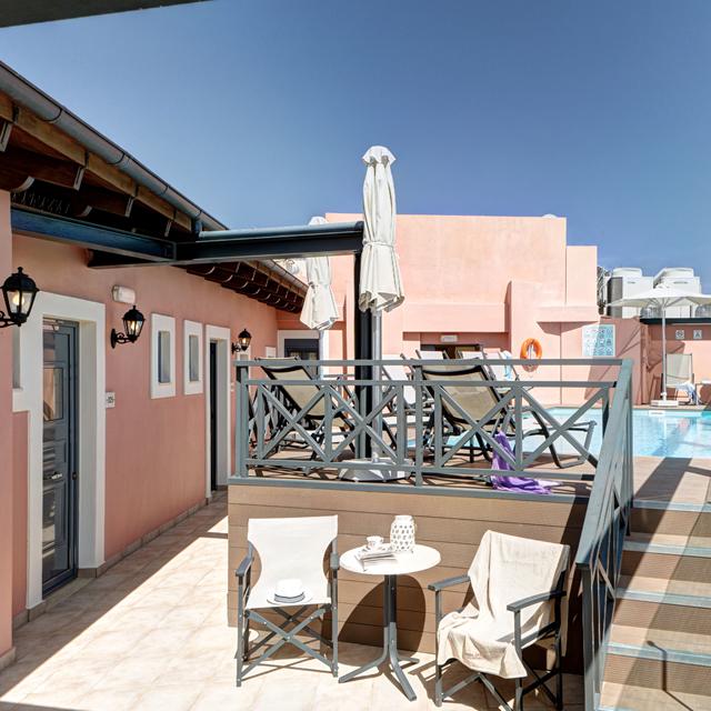 hotel-ionia-suites