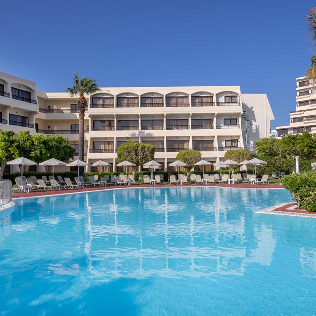 hotel-sol-by-melia-cosmopolitan