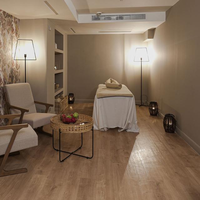 hotel-brown-kubic-athens