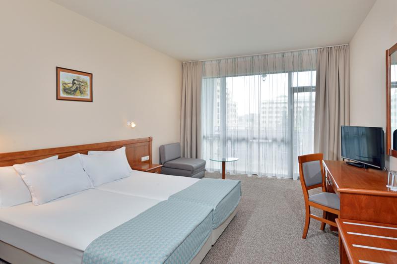 8 Dagen logies Hotel Sol Nessebar Bay & Mare Resort