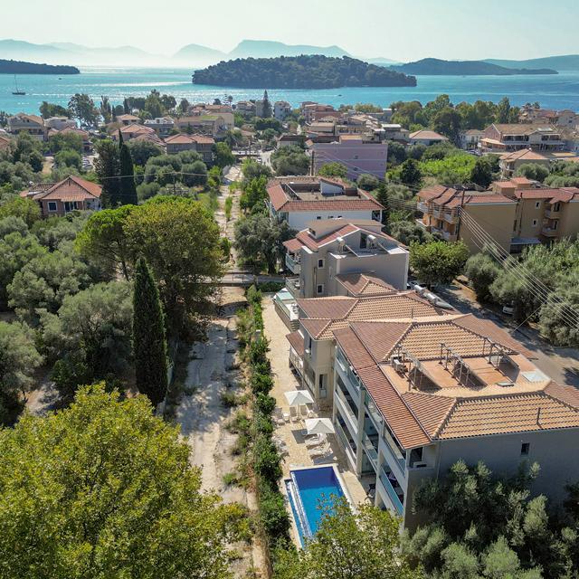 zisis-suites