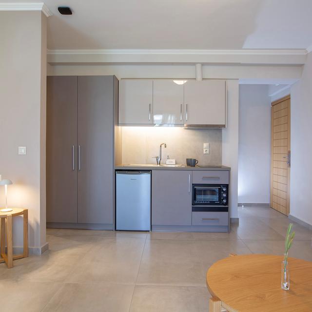 zisis-suites