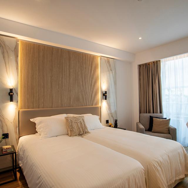 hotel-cavo-maris-beach