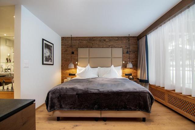 2-persoonskamer type A 5* Saas-Fee - Saastal € 3357,- ❖ mindervalide vriendelijk