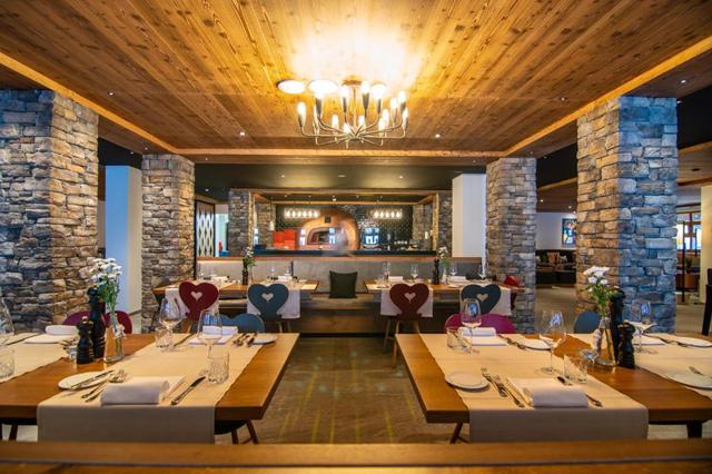2-persoonskamer type A 5* Saas-Fee - Saastal € 3357,- ❖ mindervalide vriendelijk