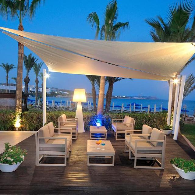 hotel-okeanos-beach