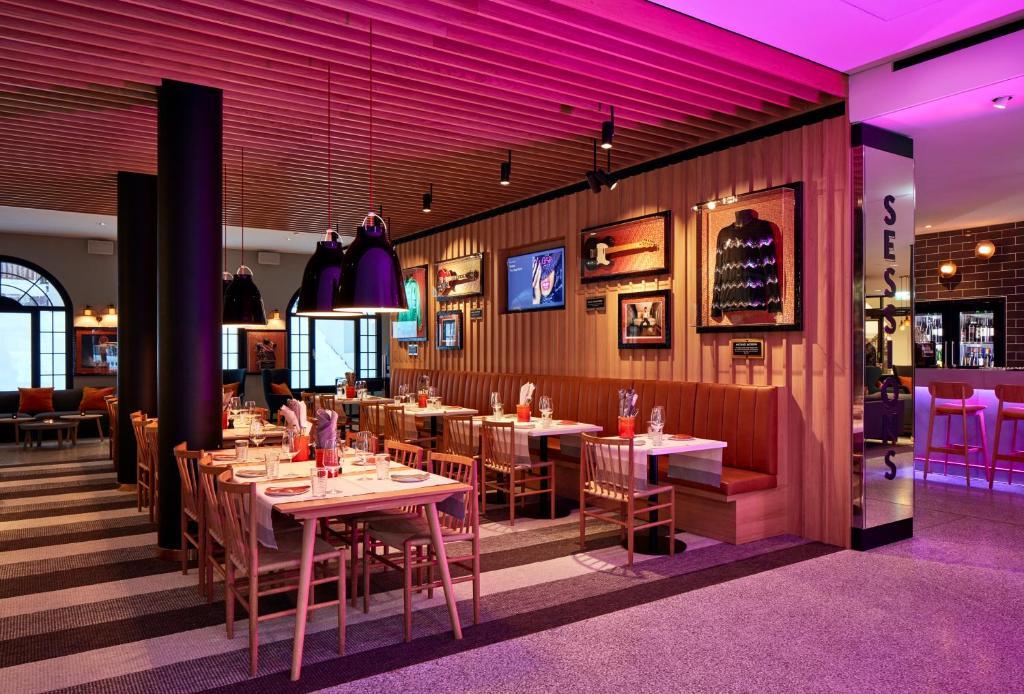 8 Dagen logies/ontbijt Hard Rock Hotel Davos