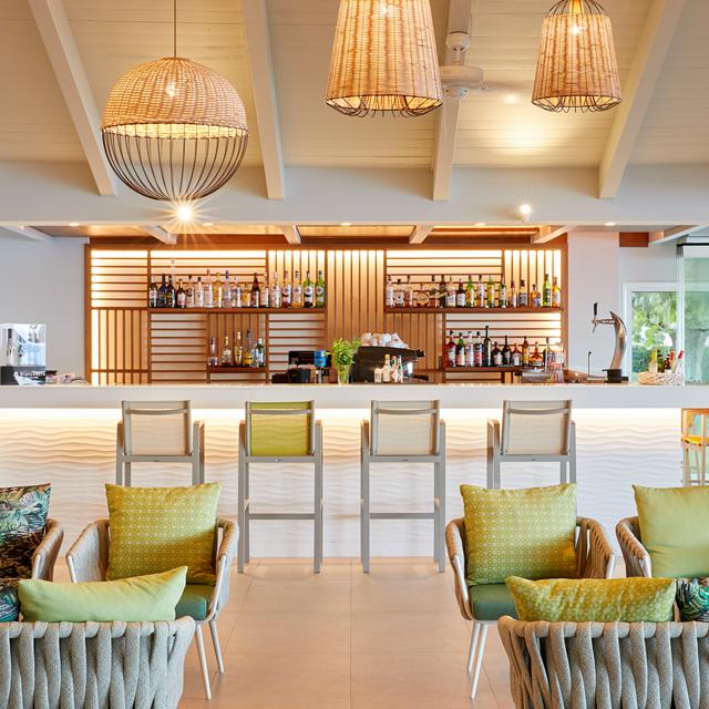 Vakantie Hotel Delfinia in Moraitika (Corfu, Griekenland)