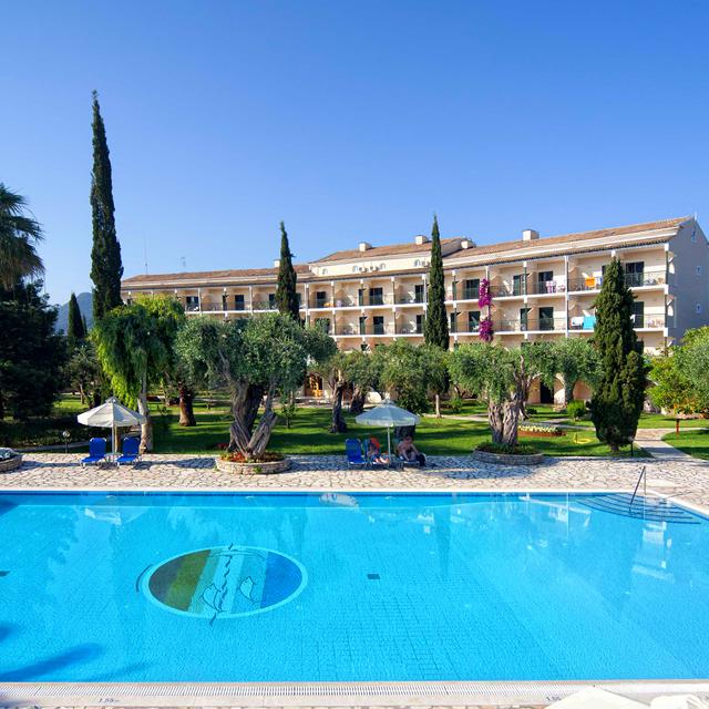 hotel-delfinia