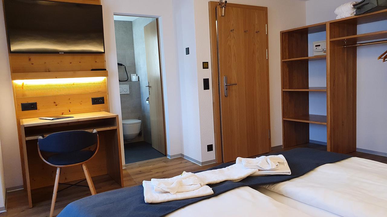 8 Dagen logies/ontbijt Hotel Europa