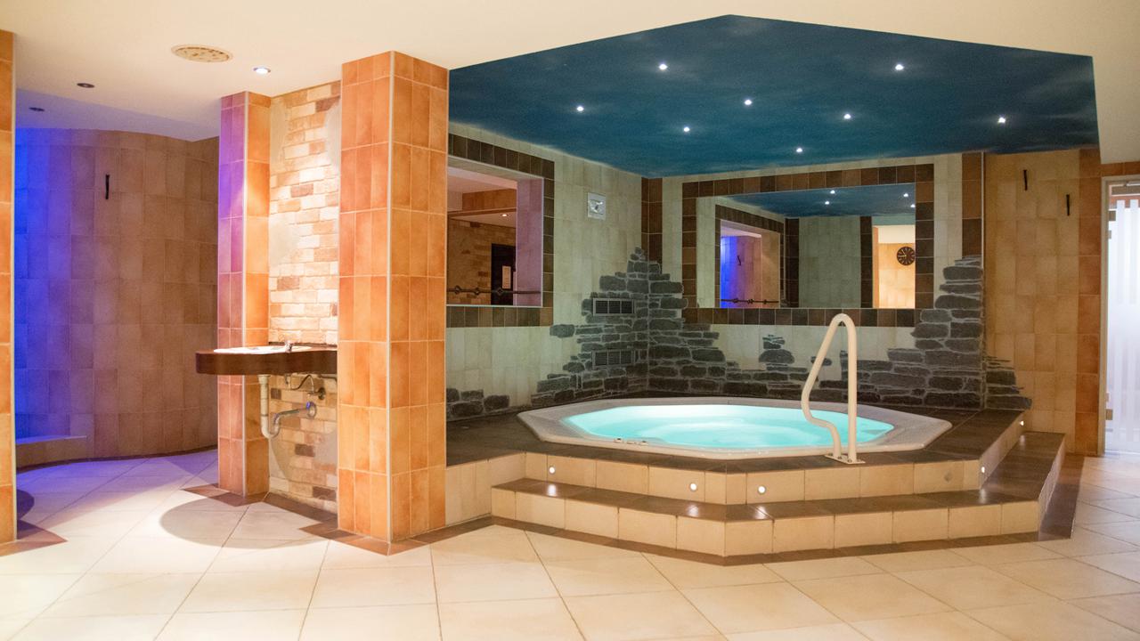 8 Dagen logies/ontbijt Hotel Europa