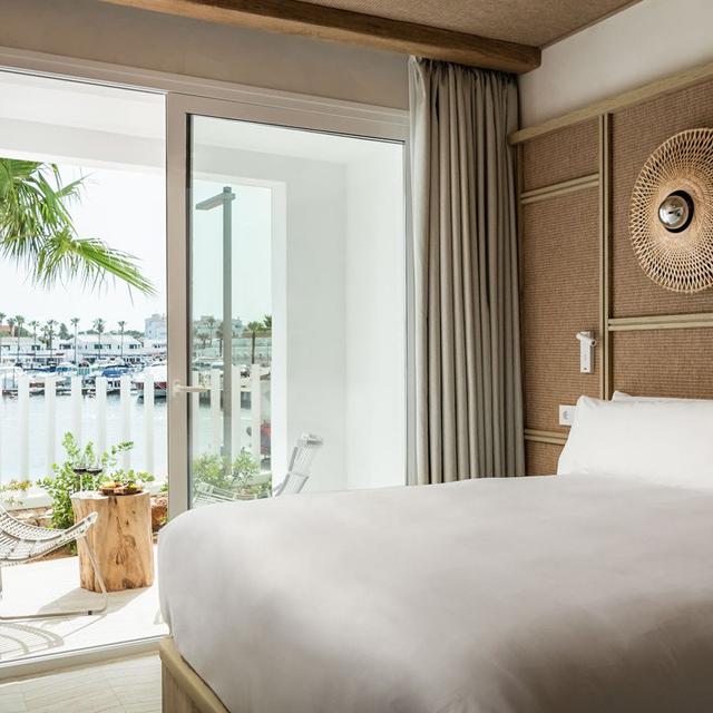 suites-del-lago-eco-hotel-thalasso-pool-adults-only