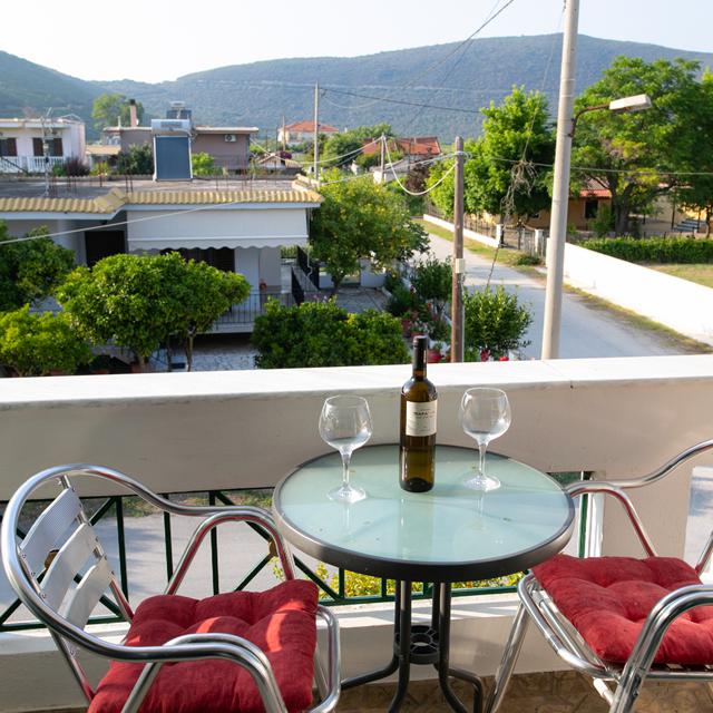 aparthotel-athanasios-by-philoxenia
