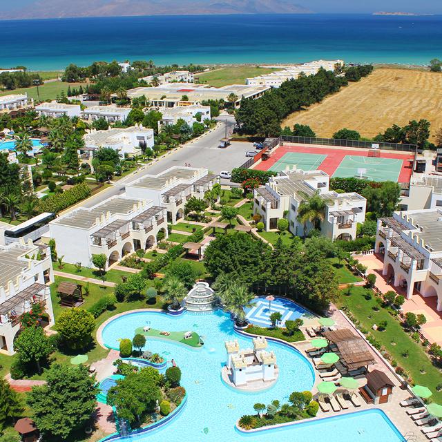 hotel-gaia-royal