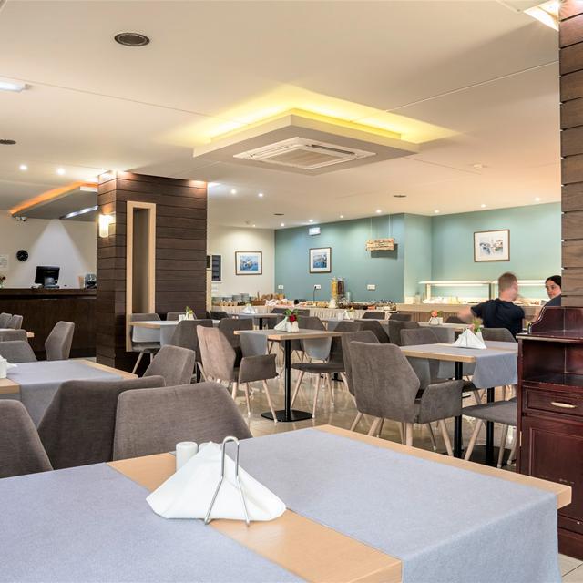 hotel-atrion-resort