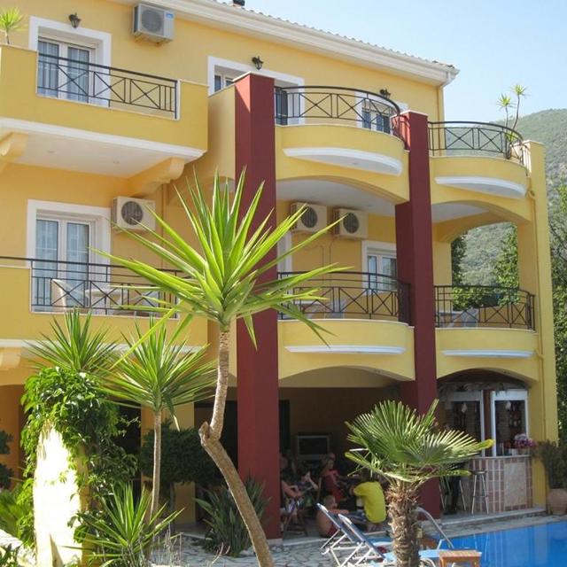 aparthotel-golden-star