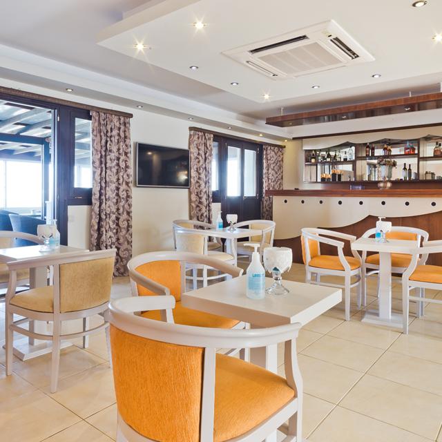 aparthotel-arkasa-bay