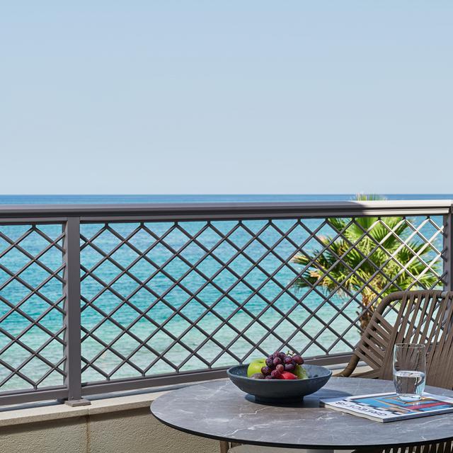 amira-luxury-resort-spa-adults-only