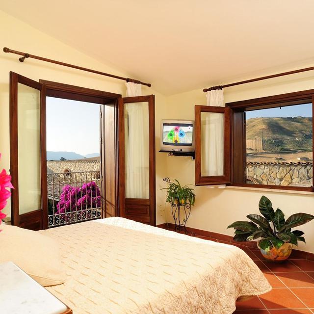 hotel-agriturismo-villa-dafne-inclusief-huurauto