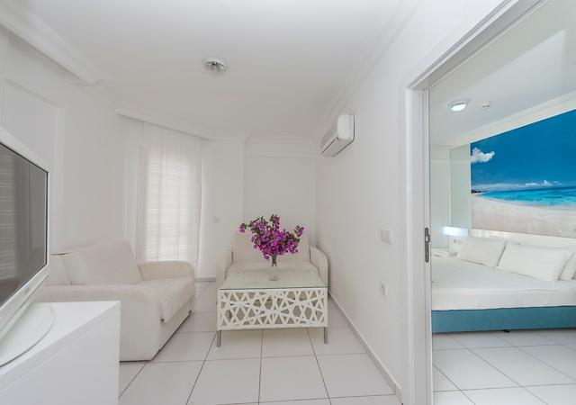 Hotel Bendis Beach