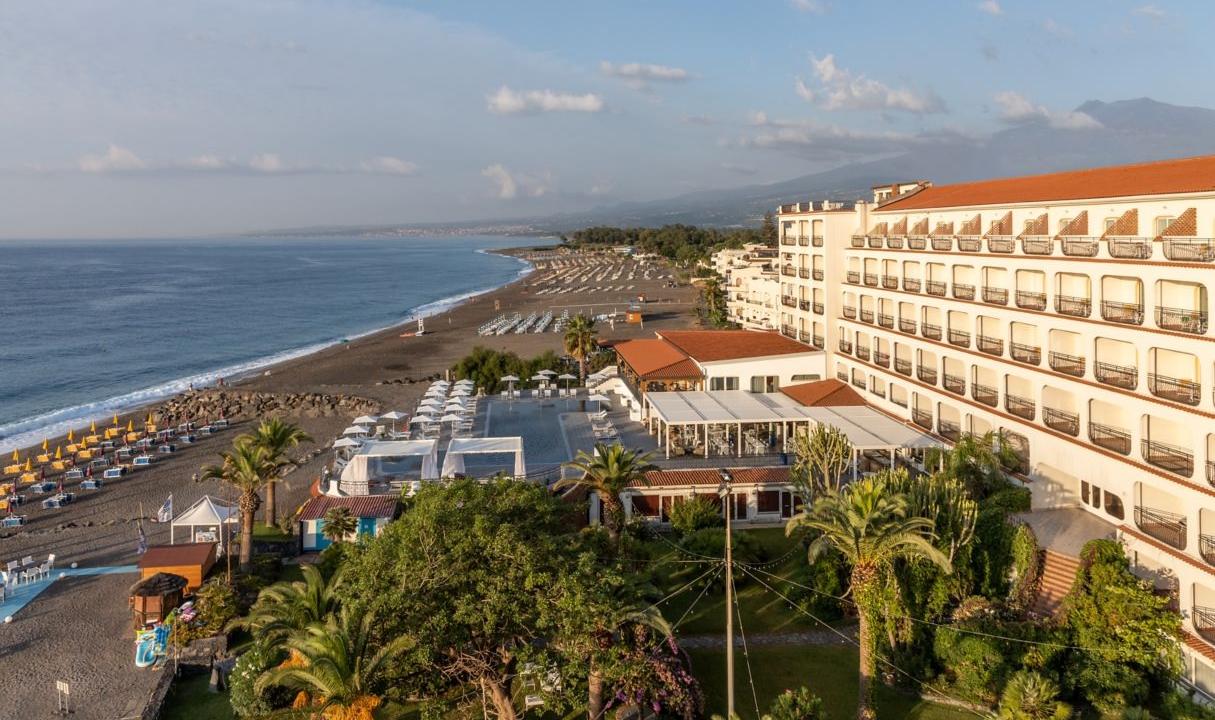 Delta Hotels by Marriott Giardini Naxos