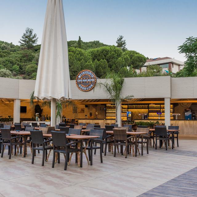 hotel-grand-cettia