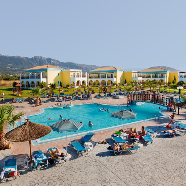 aparthotel-corali