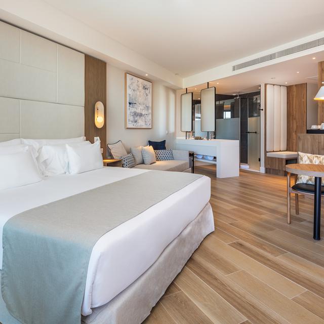 hotel-barcelo-playa-blanca-royal-level-adults-only