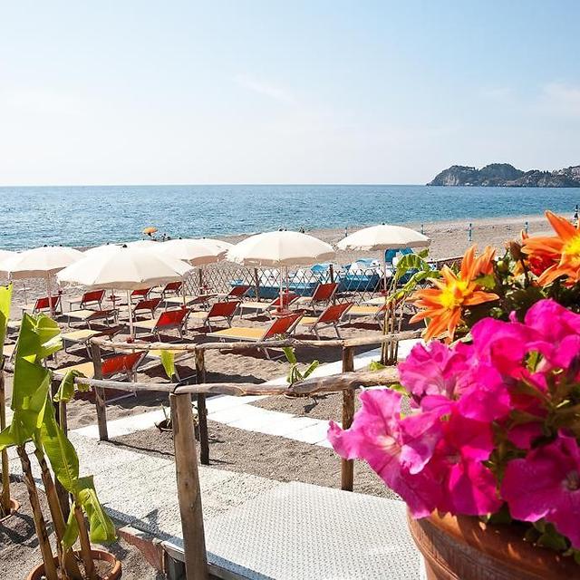 taormina-beach-house