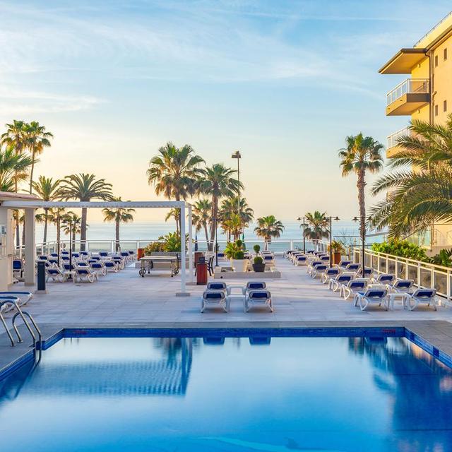 hotel-las-arenas-affiliated-by-melia