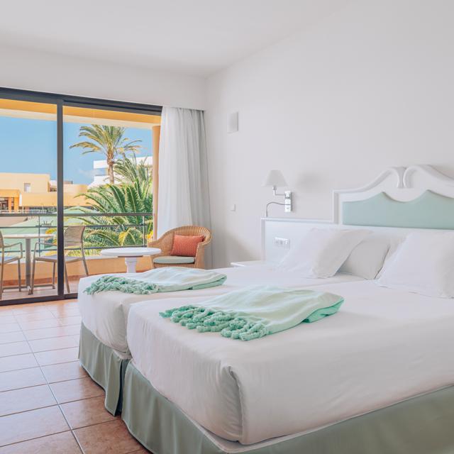 iberostar-waves-playa-gaviotas