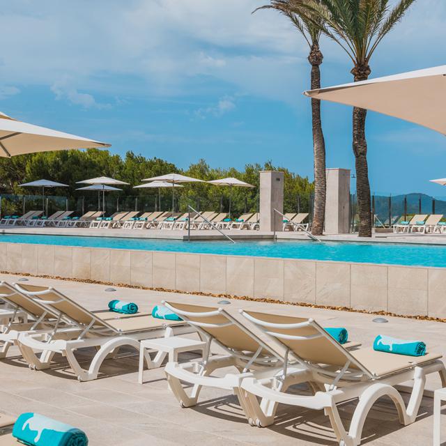 hotel-iberostar-cala-millor-adults-only