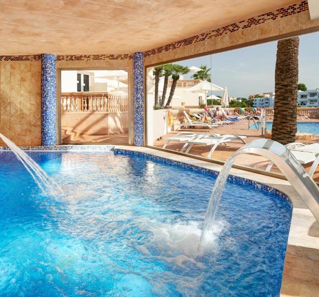 Vakantie Appartementen Azul Playa in Cala d'Or (Mallorca, Spanje)