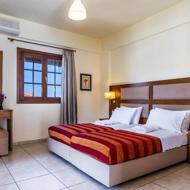 hotel-skopelos-holidays-spa